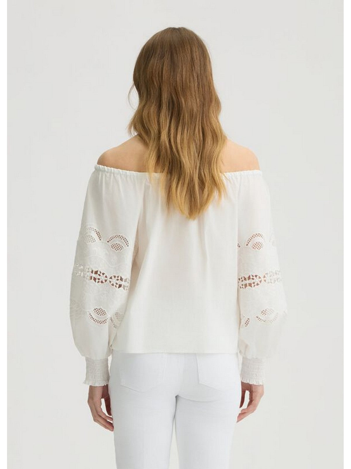 Camicia da donna bianca maniche lunghe stile raffinato